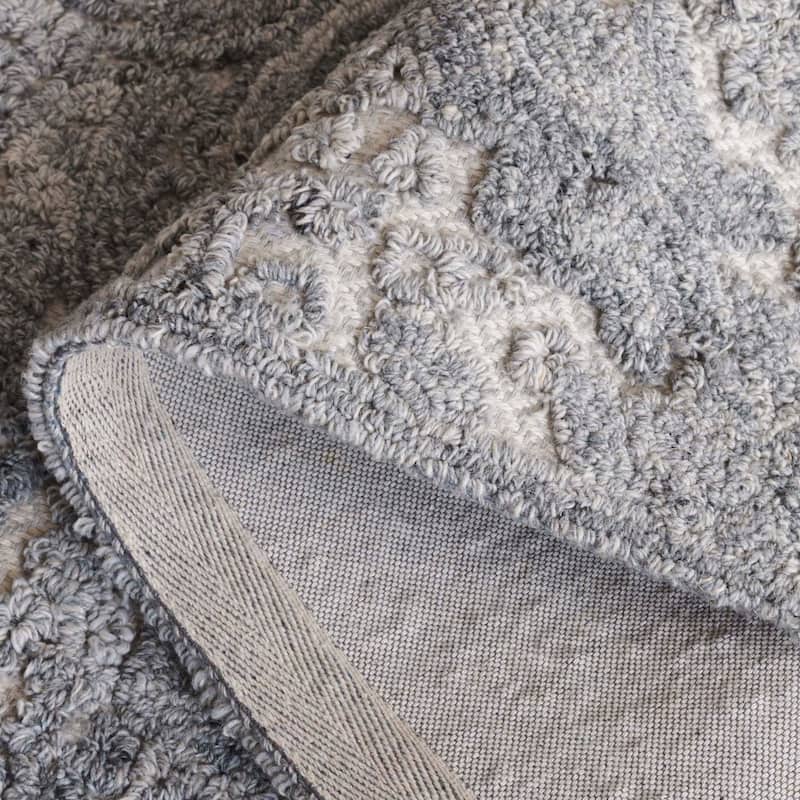 SAFAVIEH Handmade Trace Sasha Modern & Contemporary Wool Rug