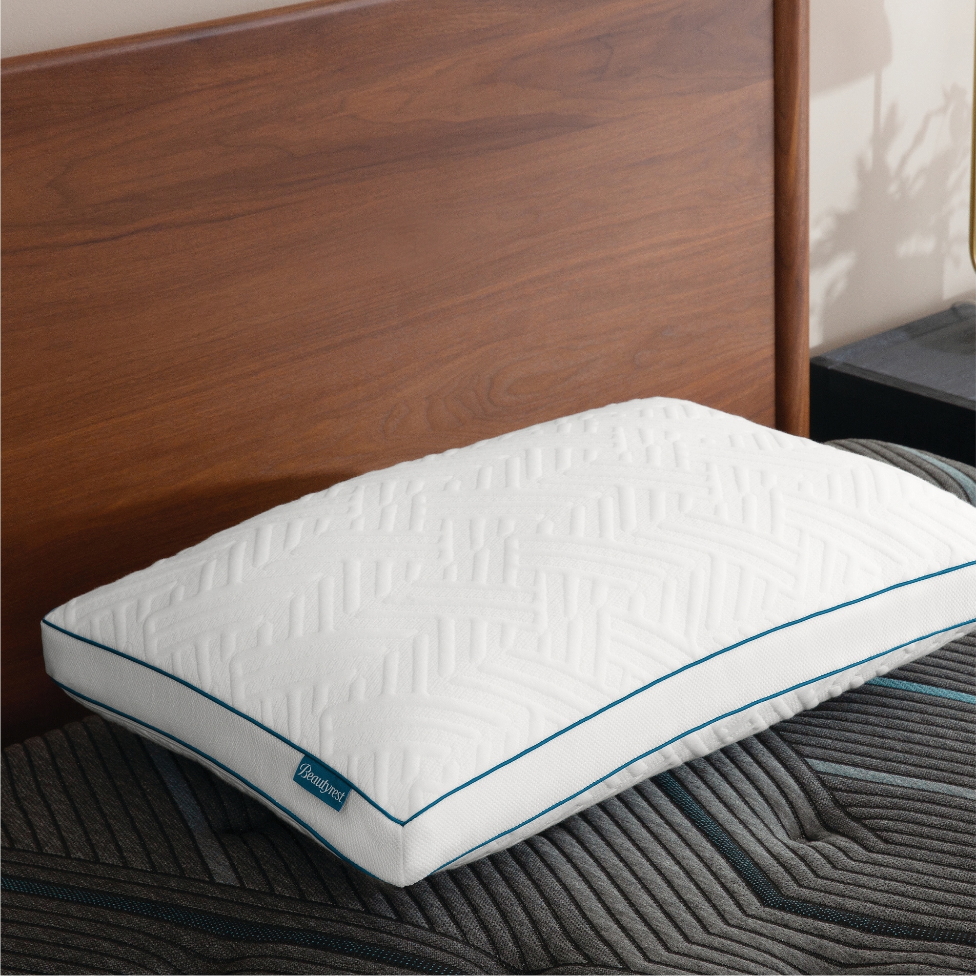 Beautyrest Beautyrest® Deluxe Down Alternative Pillow - White
