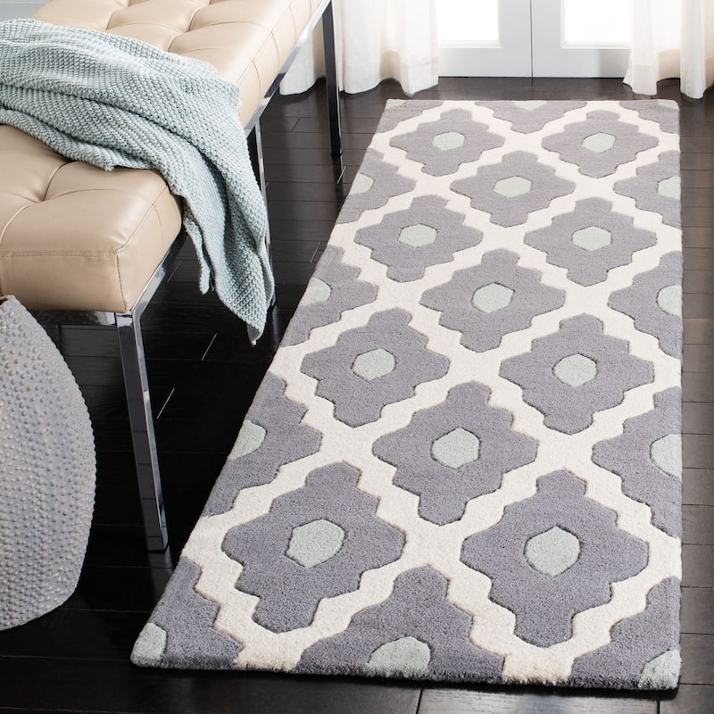 SAFAVIEH Handmade Chatham Sutapa Modern Moroccan Wool Rug - 2'3" x 7' Runner - Ivory/Dark Grey