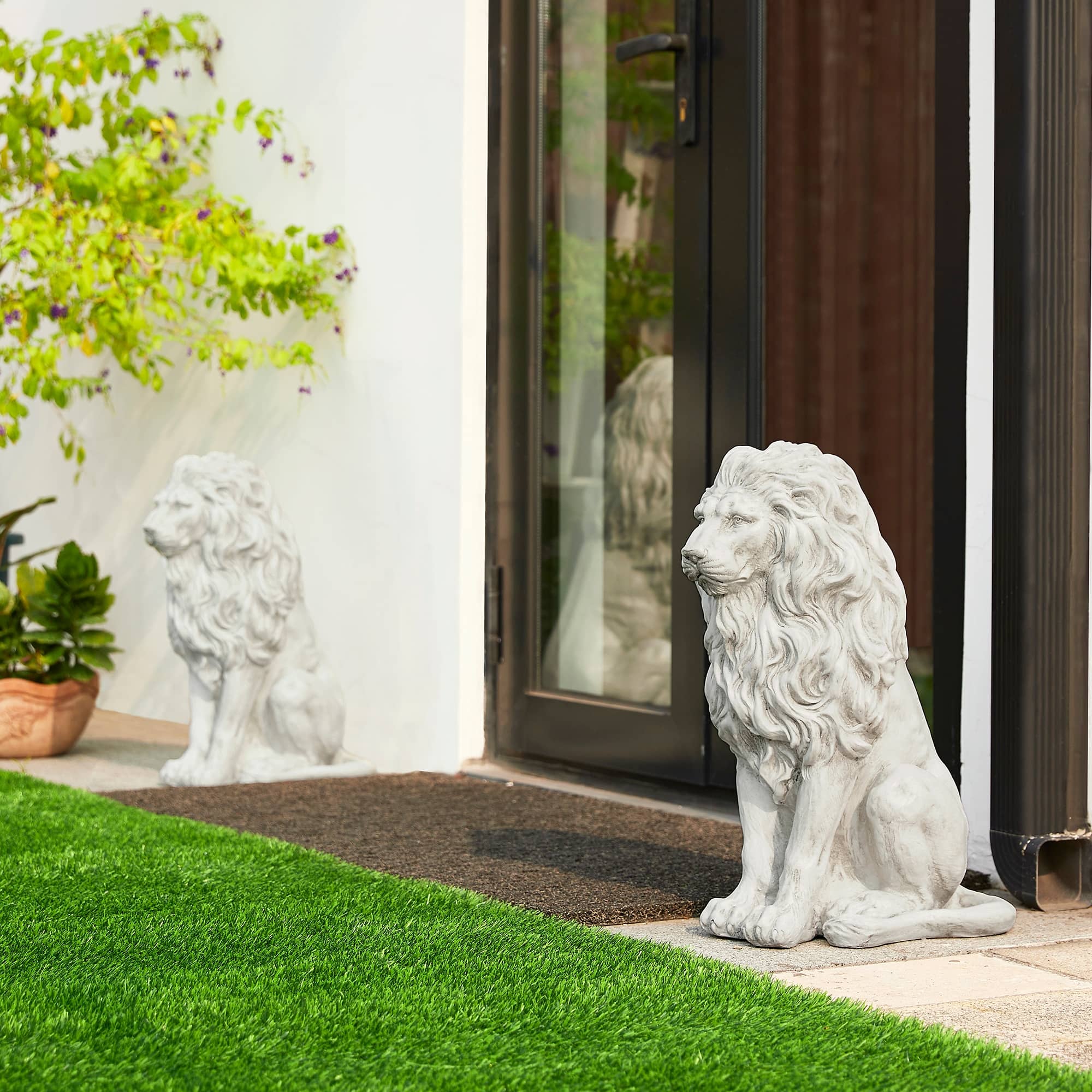 Option 2-Piece White Sitting Lions