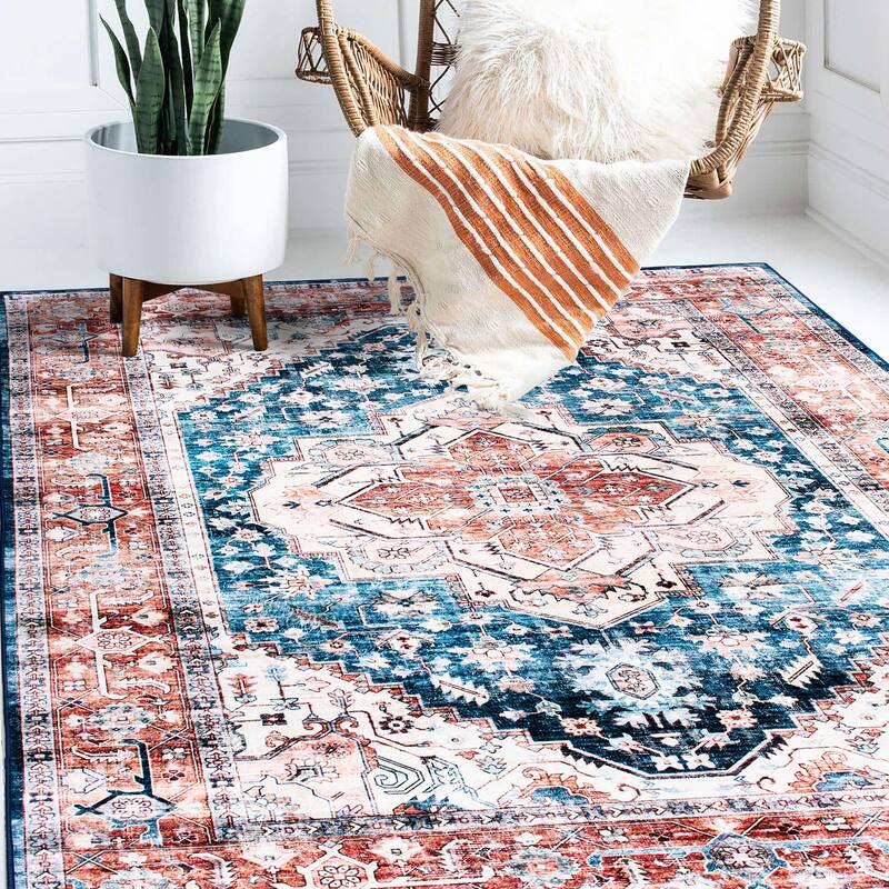 World Rug Gallery Transitional Distressed Machine Washable Area Rug - 5' x 7' - Blue