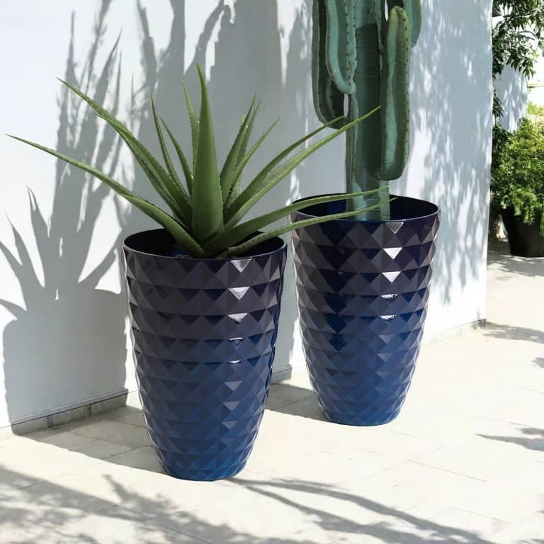Glitzhome 19.75" H Eco-Friendly Oversized Faux Ceramic Diamond Textured Tall Planter Porch Flowerpot (Set of 2)