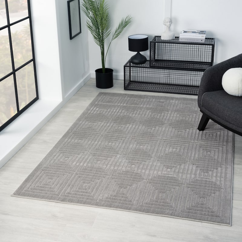 Sevita Modern Geometric Indoor/Outdoor Area Rug