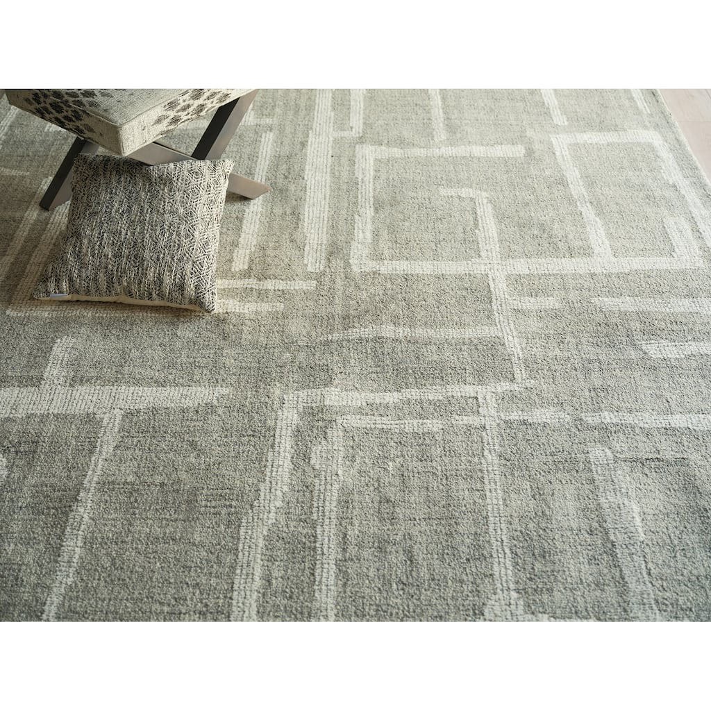 Breckenridge Handmade Hand Tufted New Zealand Wool Gray/Ivory Area Rug.