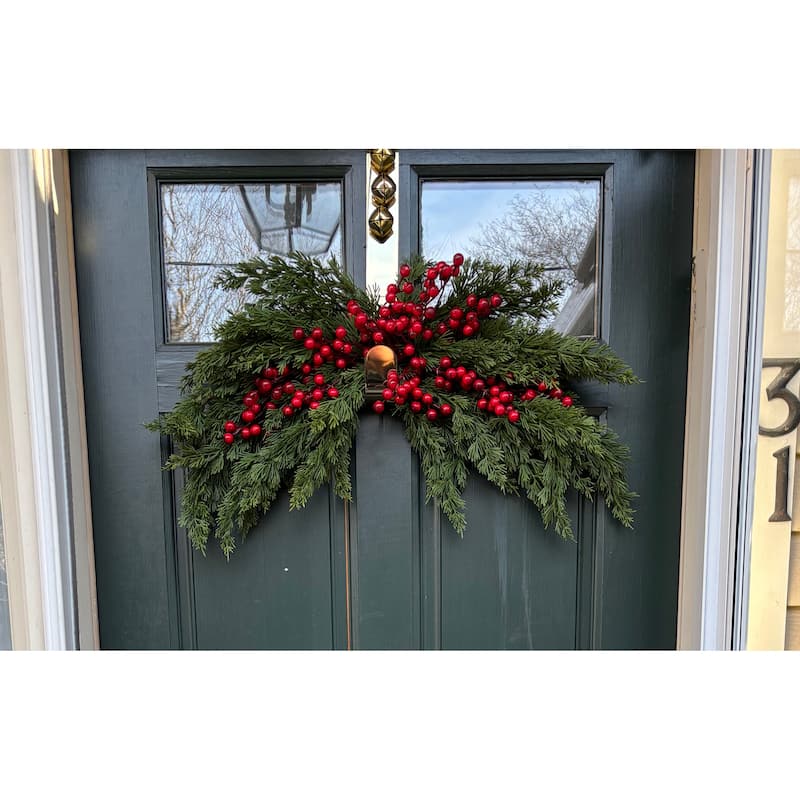 16" Metal Gold Wreath Hanager w/ Jingle Bells
