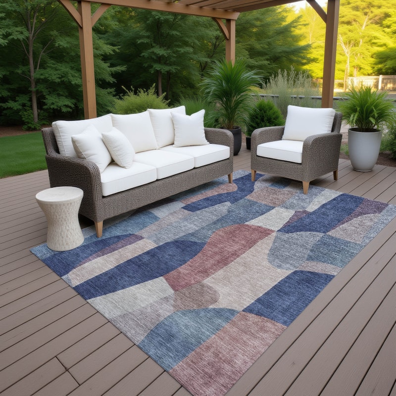 Machine Washable Indoor/ Outdoor Contemporary Layers Chantille Rug