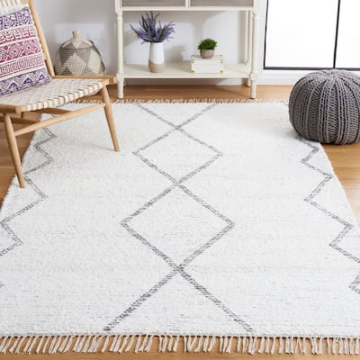 SAFAVIEH Handmade Casablanca Evlampia Boho Cotton Fringe Rug