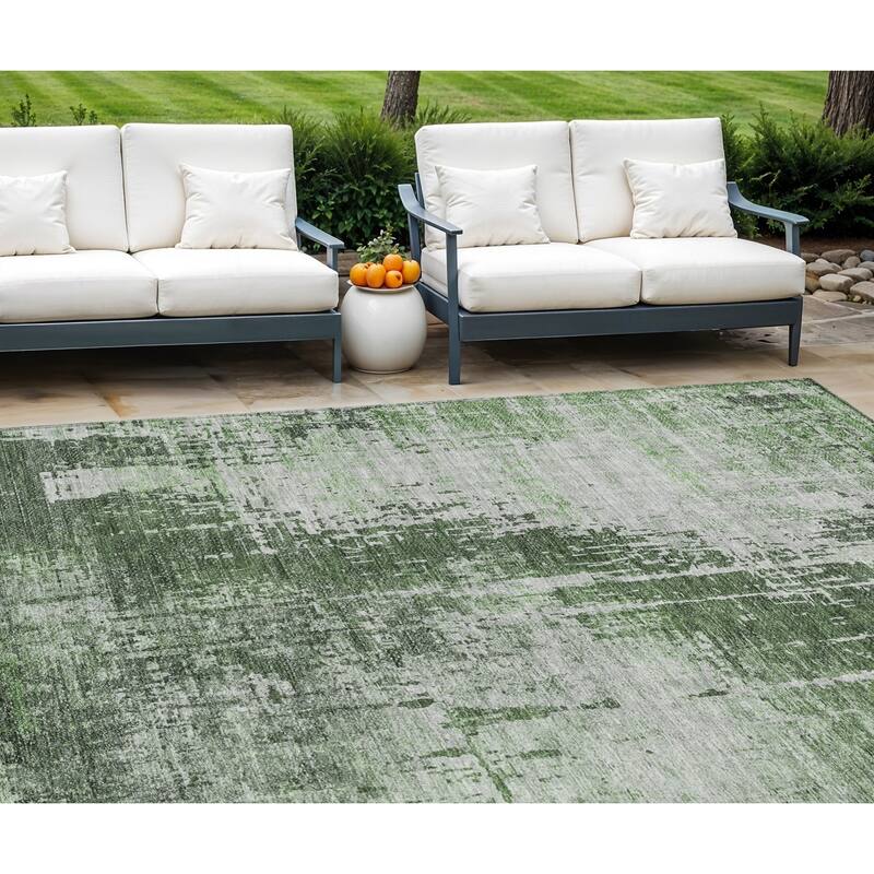 HomeRoots Abstract Transitional Rectangle Outdoor Rug - 8' X 10'