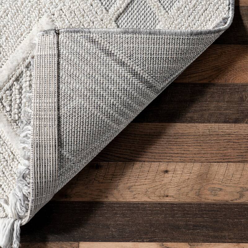 Nuloom Madge Contemporary Tiled Fringe Area Rug
