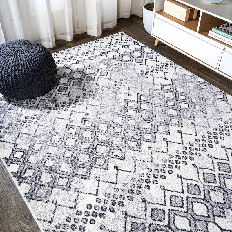 JONATHAN Y Iften Moroccan Geometric Distressed Area Rug