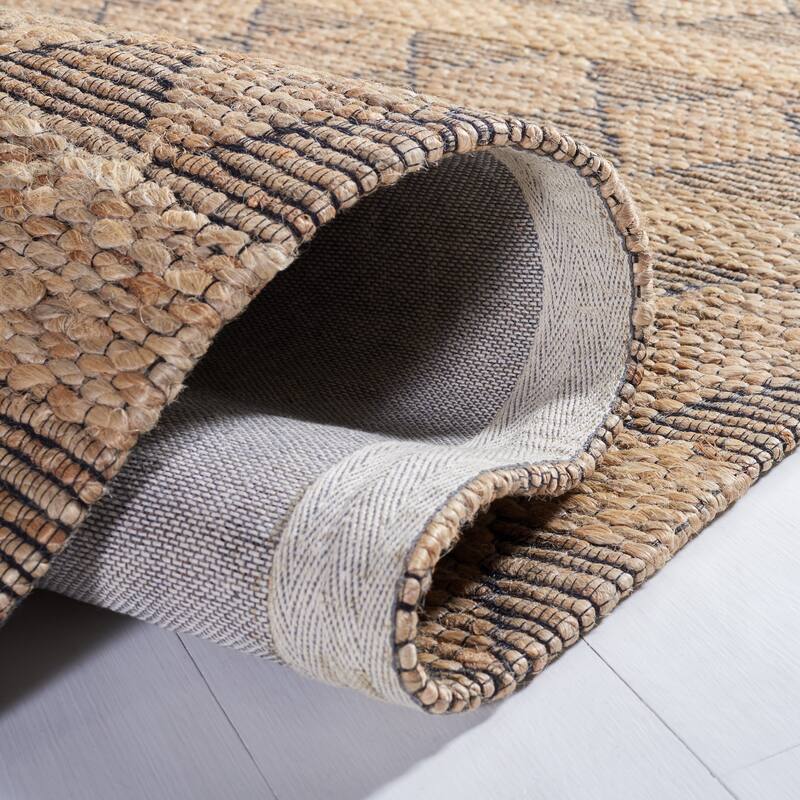 SAFAVIEH Handmade Natural Fiber Janiyah Boho Jute Rug