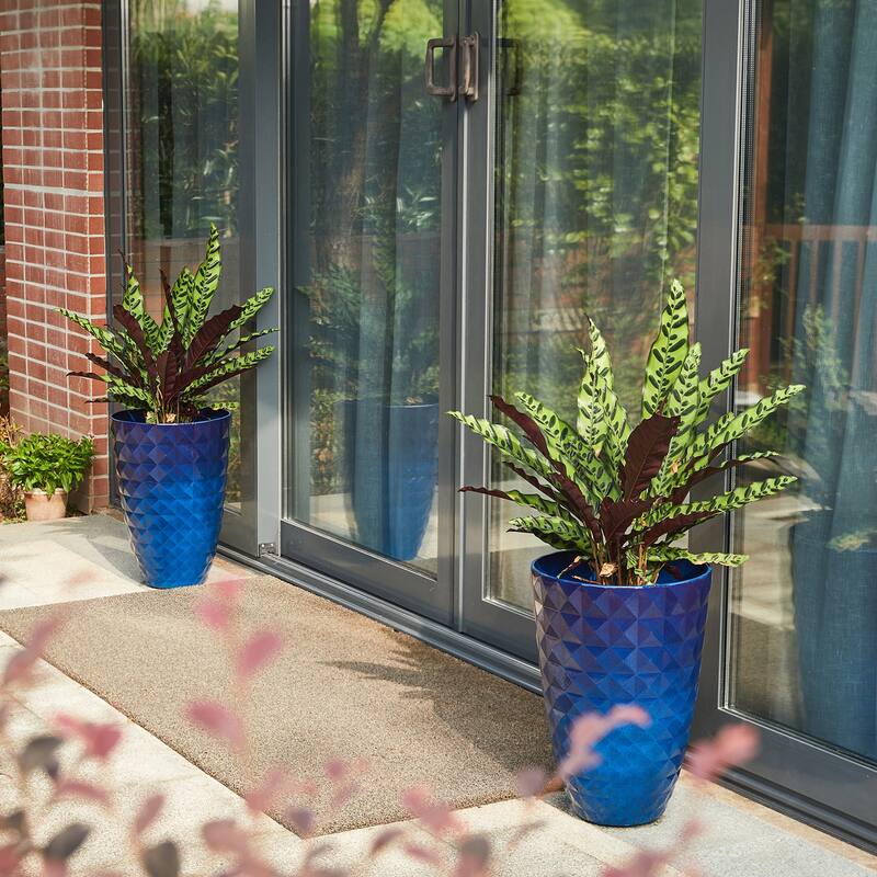 Glitzhome Oversized Eco-Friendly PE Tall Planter Porch Flowerpot (Set of 2)