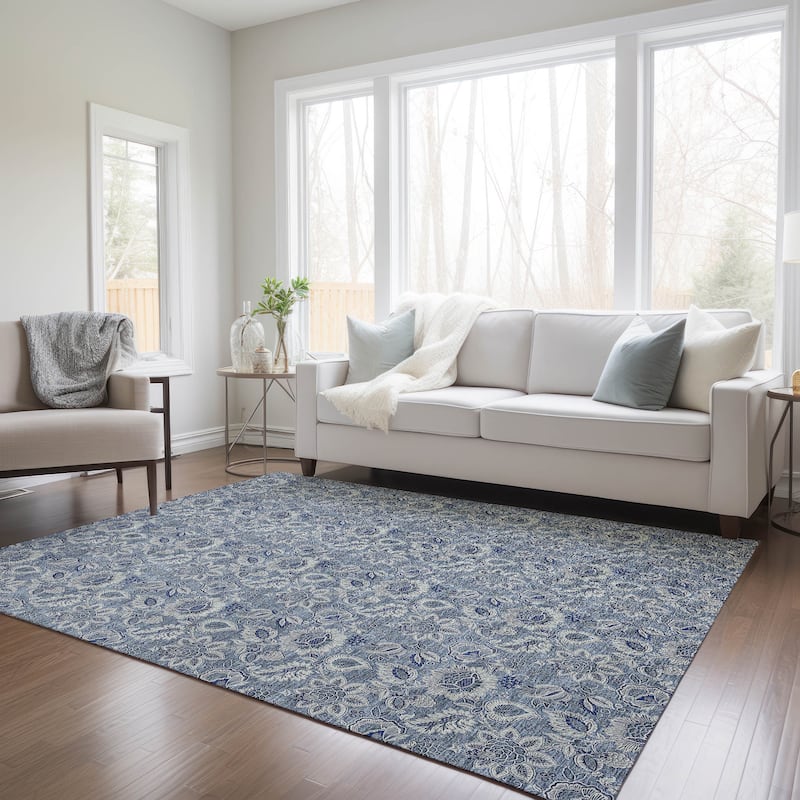Machine Washable Indoor/ Outdoor Chantille Floral Farmhouse Rug