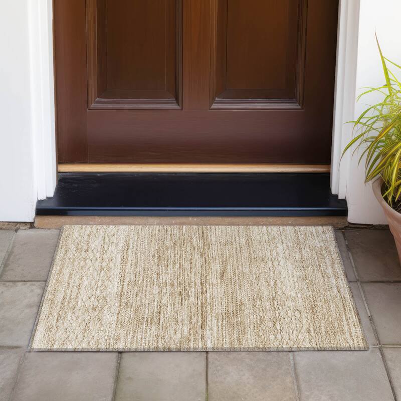 Machine Washable Indoor/Outdoor Modern Trellis Chantille Rug - Beige - 1'8" x 2'6"