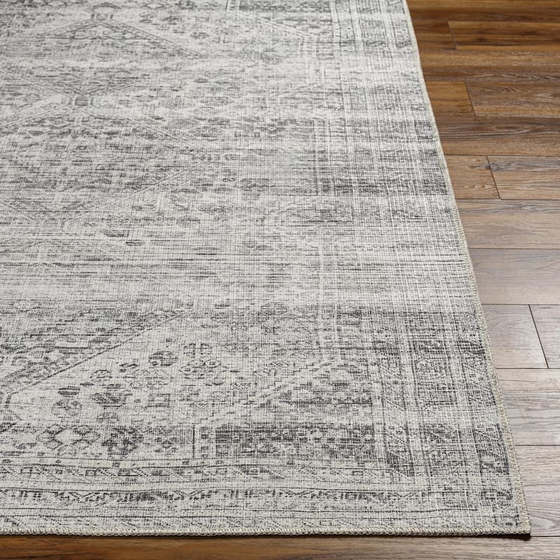 Livabliss Traditional Amelie Medallion Washable Area Rug