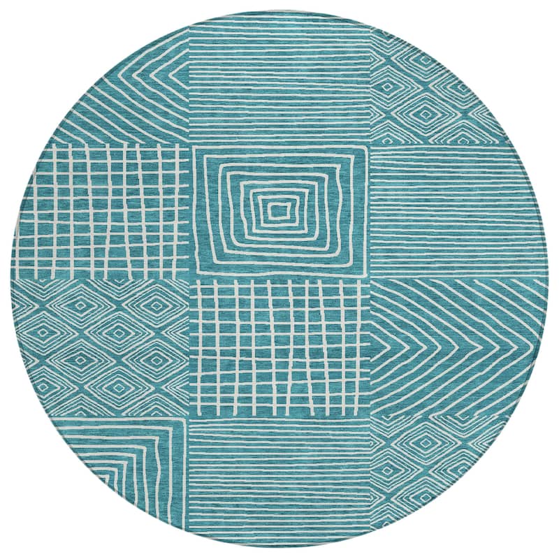 Machine Washable Indoor/ Outdoor Modern Mosaic Chantille Rug