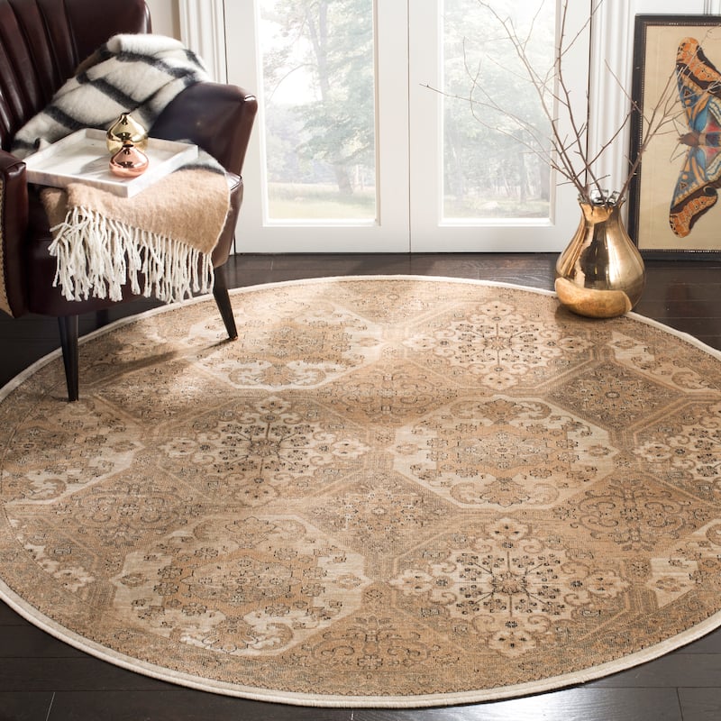 SAFAVIEH Vintage Distressed Boho Retta Oriental Rug - 6' Round - Beige/Cream