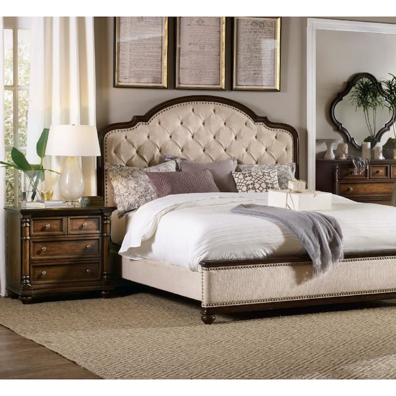 Hooker Furniture Leesburg 32" Wide Three Drawer Traditional Manor