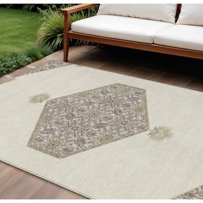 HomeRoots Oriental Traditional Rectangle Outdoor Rug