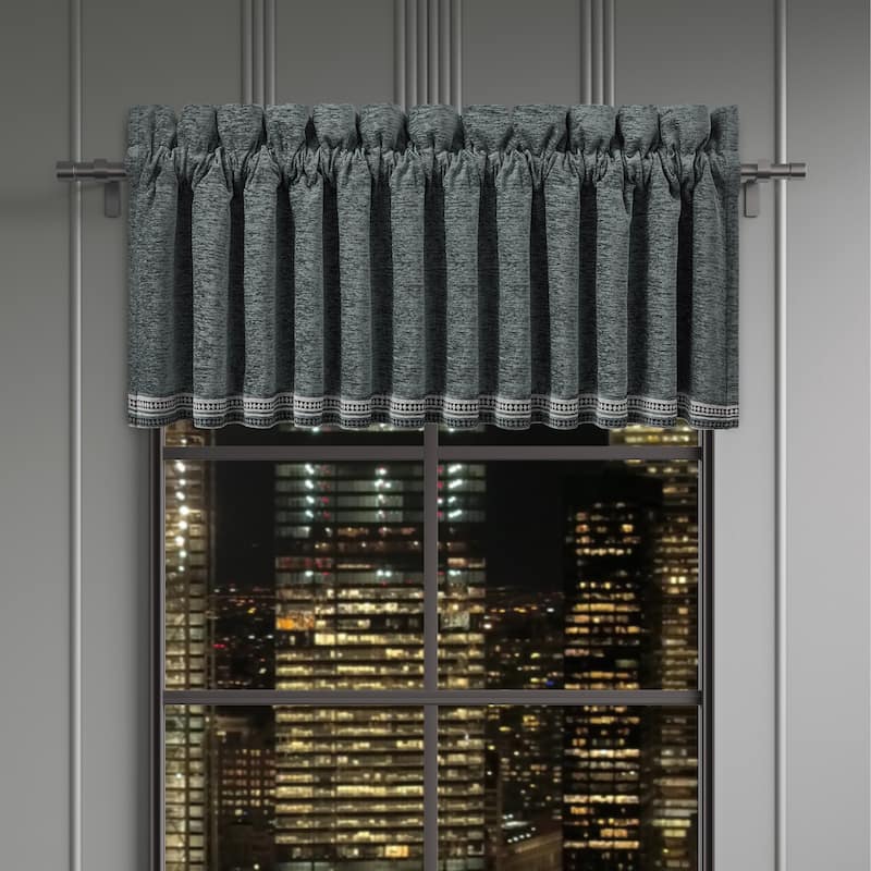 Parallel Window Straight Valance