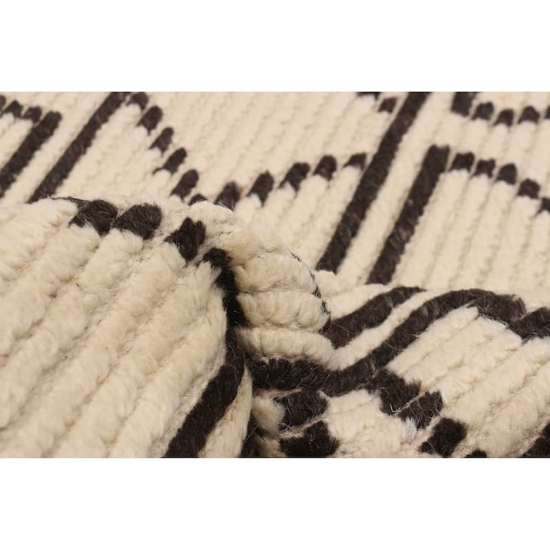 ECARPETGALLERY Hand-knotted Tangier Cream Wool Rug - 5'2 x 7'9
