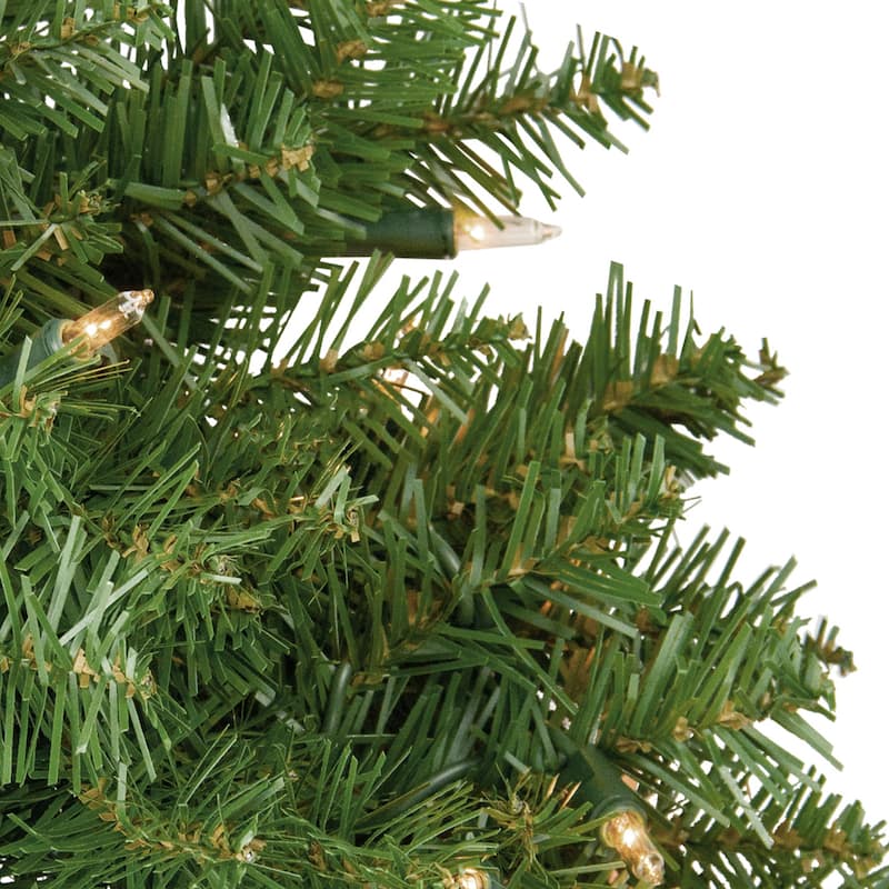 Pre-Lit Rockwood Pine Artificial Christmas Wreath - 24-Inch Clear Lights - 24"
