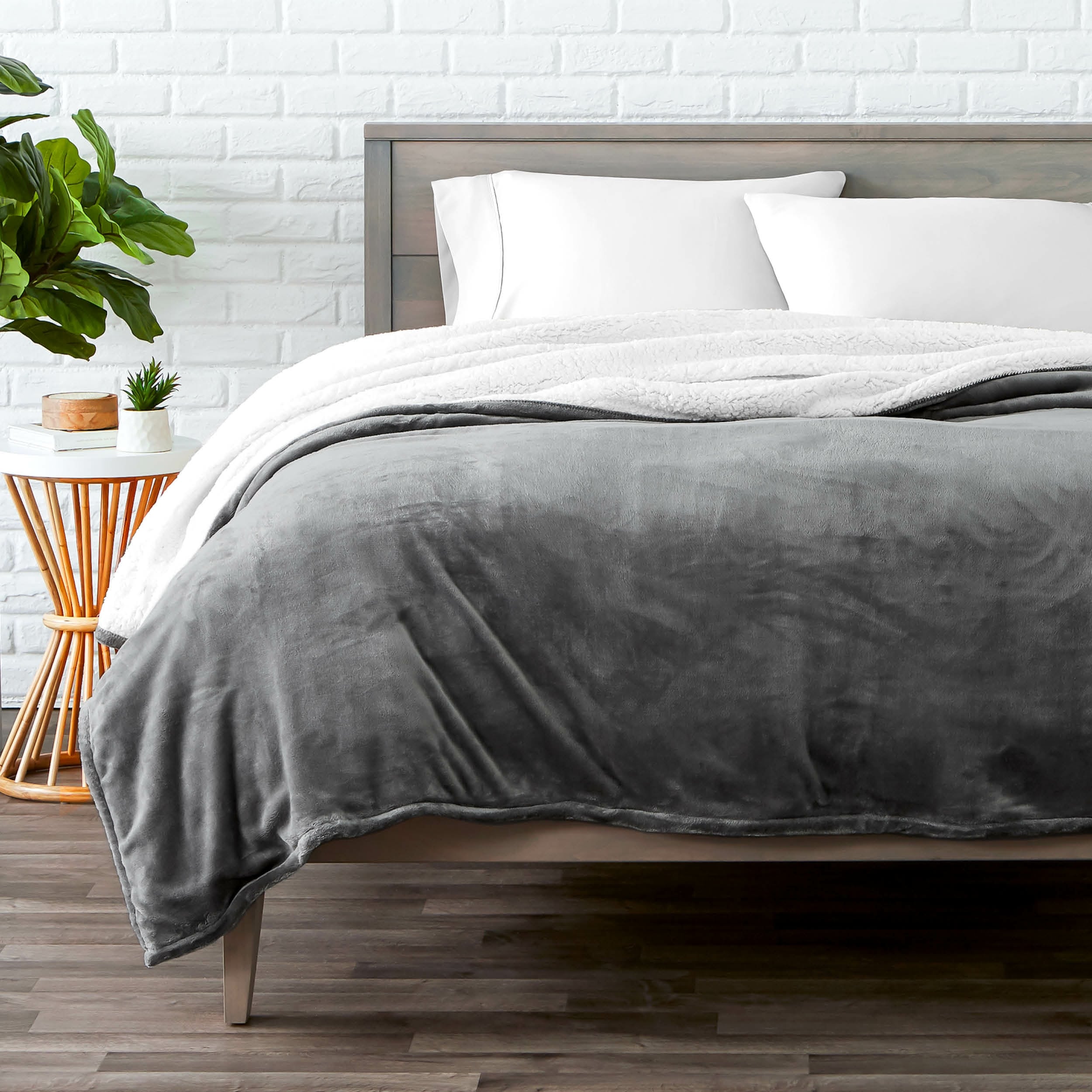 Bed bath and beyond blanket sweatshirt clearance