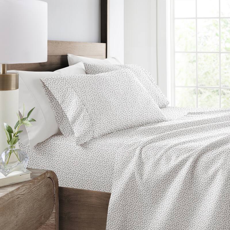 Delicate Blossoms Patterned Ultra-Soft Bed Sheet Sets