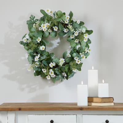 Mini Daisy Spring Floral Artificial Wreath - 22" - White and Green
