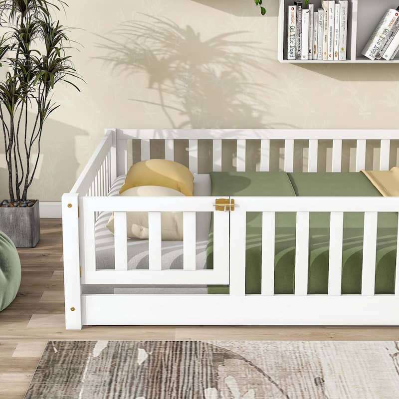 Durable Floor Platform Bed with Fence