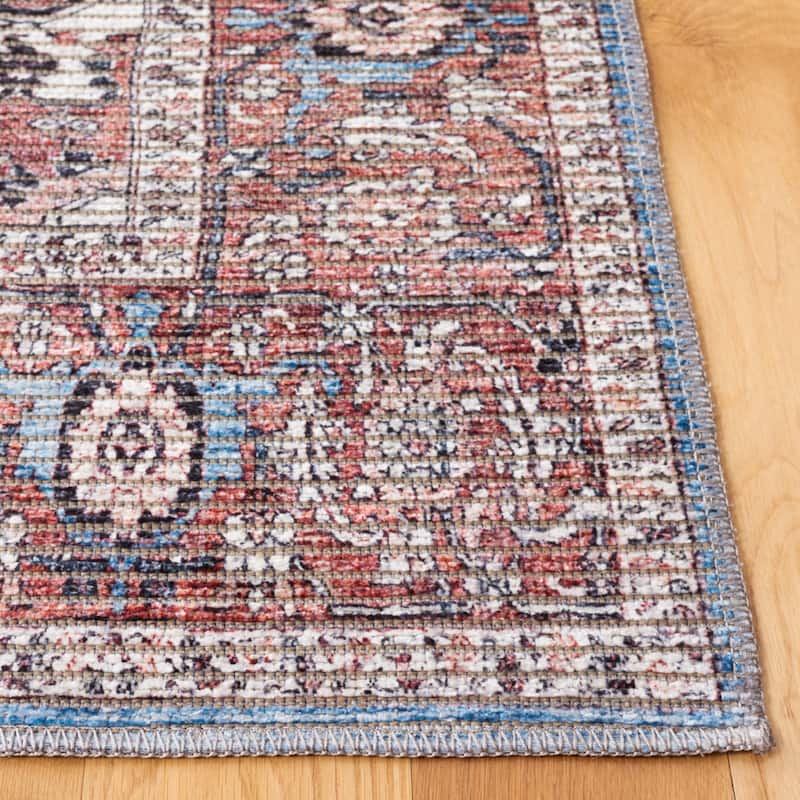 SAFAVIEH Riviera Machine Washable Vannie Slip Resistant Oriental Rug