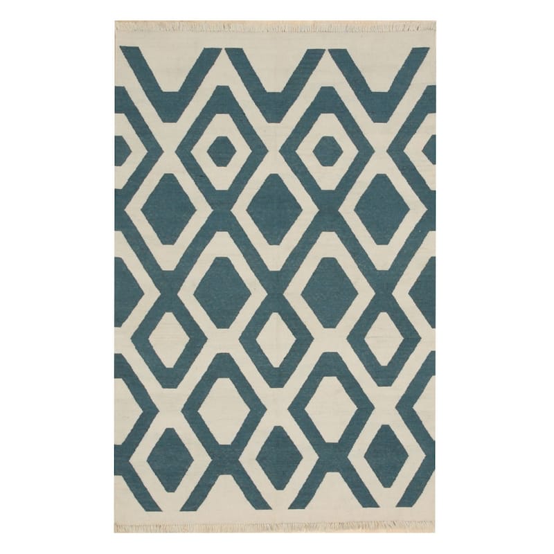 Ivory Handmade Polyester Transitional Geometric Indoor/Outdoor Kilim Rug by , Stylish and Versatile Rug for Enhancing - 5' x 8'