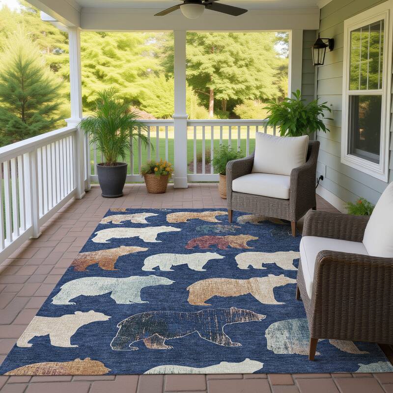Machine Washable Indoor/ Outdoor Modern Bear Chantille Rug