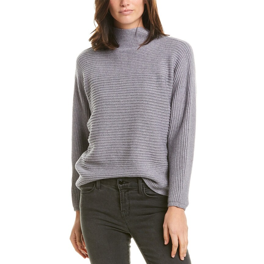 max studio sweater