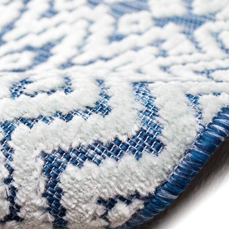 Liora Manne Canyon Tribal Stripe Indoor/Outdoor Rug