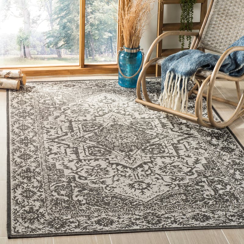 SAFAVIEH Linden Rick Indoor/ Outdoor Waterproof Patio Backyard Rug - 4' x 6' - Light Grey/Charcoal
