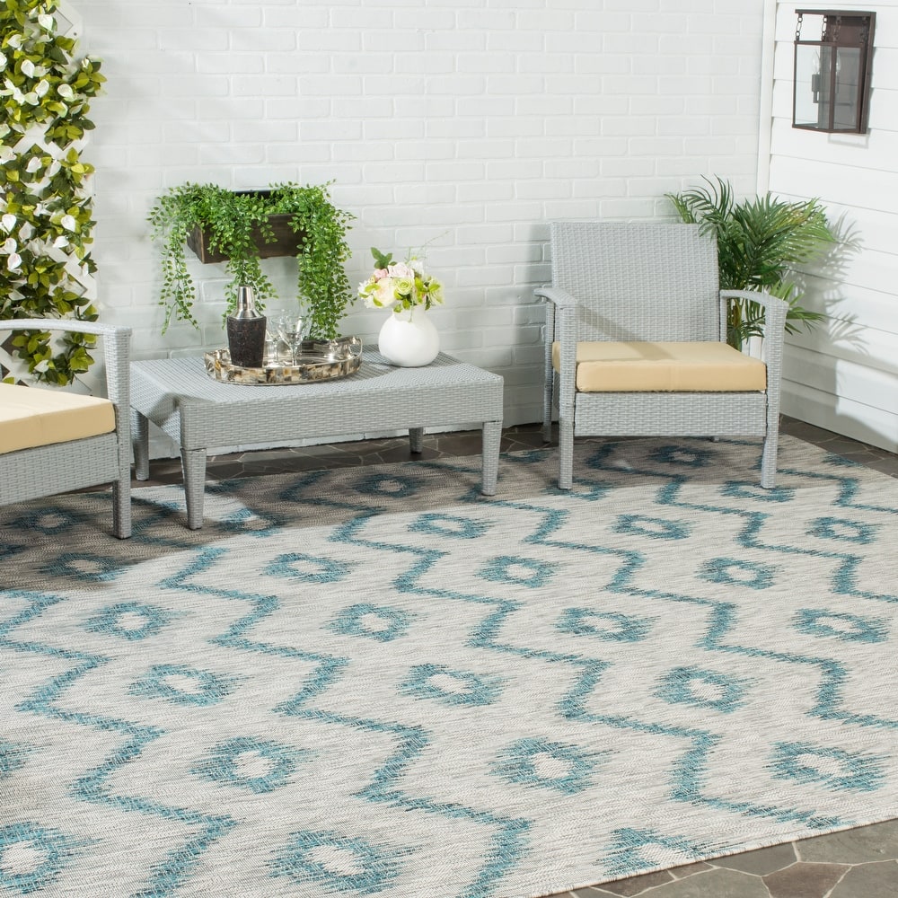 SAFAVIEH Courtyard Gorica Indoor/ Outdoor Waterproof Patio Backyard Rug