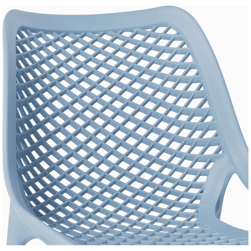 Frond and Form 4-Person Outdoor Round Dining Set