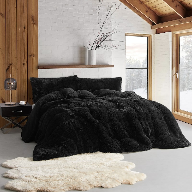 Alaskan Winters® - Coma Inducer® - Oversized Plush Comforter - Full. - Black