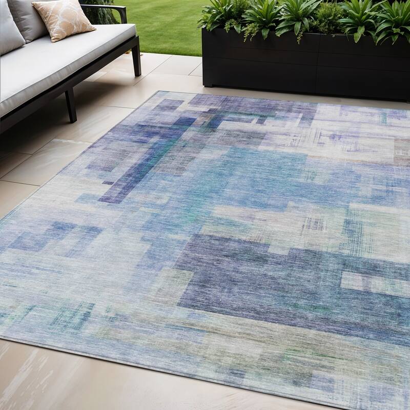 HomeRoots Abstract Transitional Rectangle Outdoor Rug - 5' X 8'