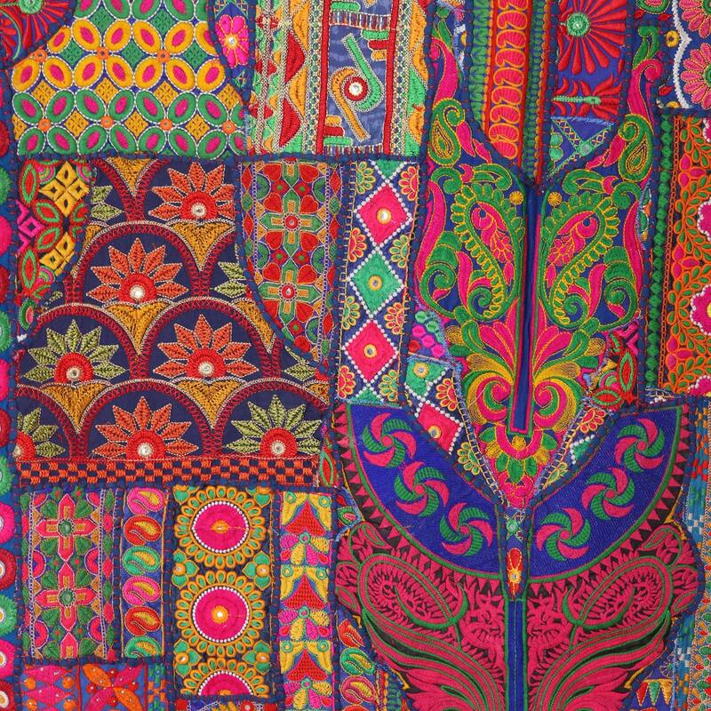 Handmade Royal Flai cotton blend wall hanging (India)
