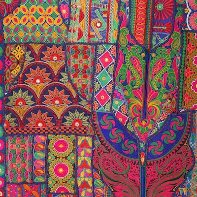 Handmade Royal Flai cotton blend wall hanging (India)