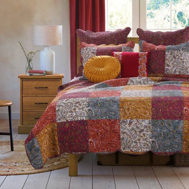 2 Piece Cotton Twin Size Quilt Set with Paisley Print, Multicolor