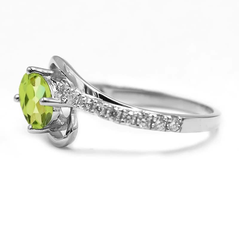 925 Sterling Silver Peridot and White Topaz Ring