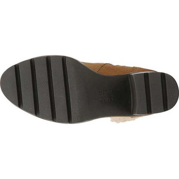 naturalizer varuna 2