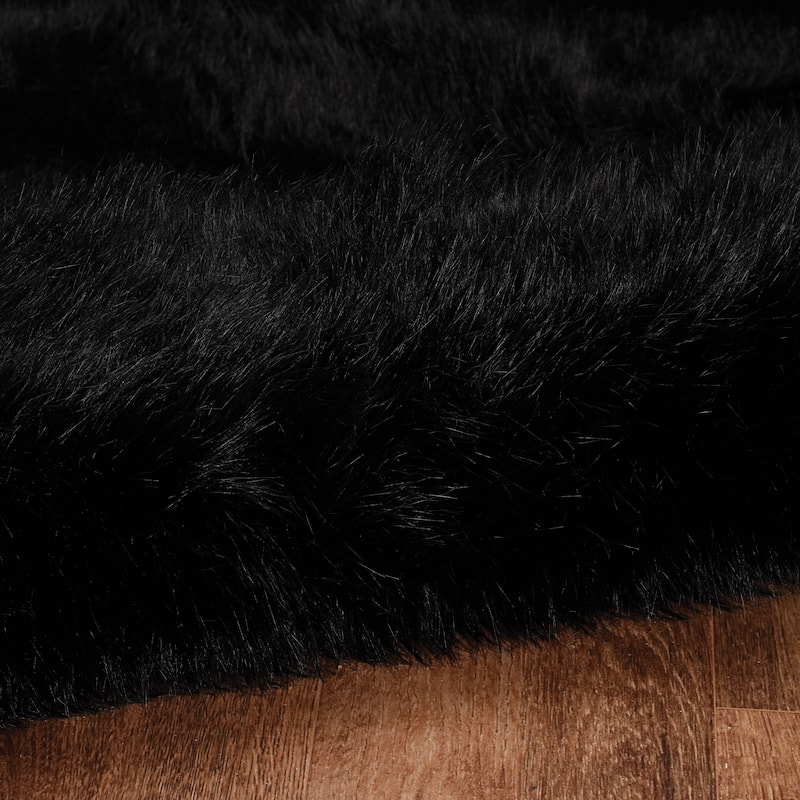 Linon Faux Sheepskin Shag Rug