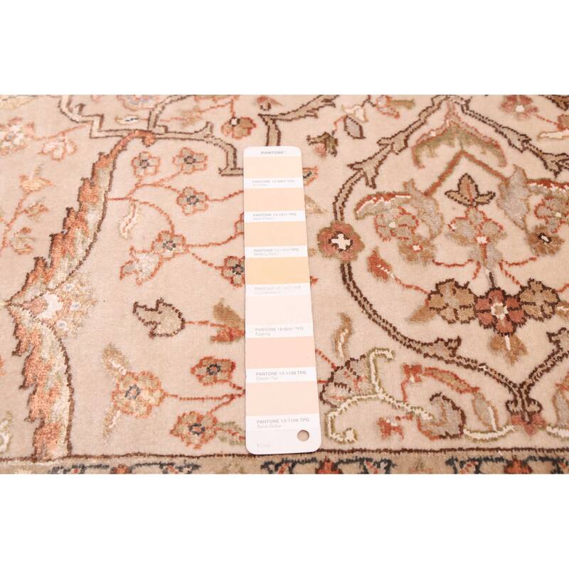 ECARPETGALLERY Hand-knotted Mirzapur Beige Silk, Wool Rug - 5'6 x 8'0
