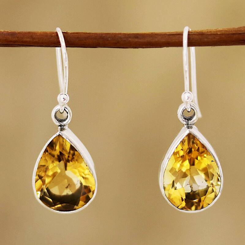 NOVICA Yellow Glimmer, Citrine dangle earrings - 1.3*0.4