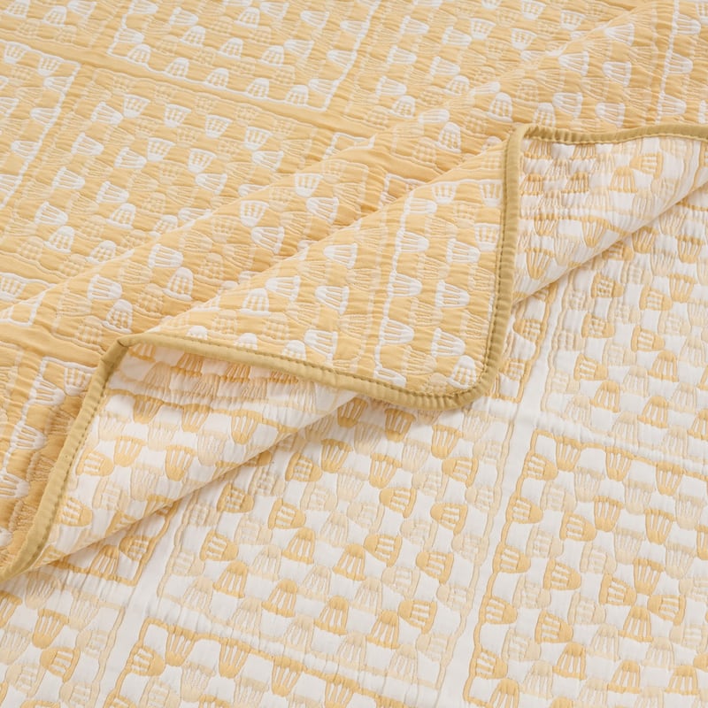 Greenland Home Fashions Granny Squares Mid-Century Modern Reversible Matelassé Throw