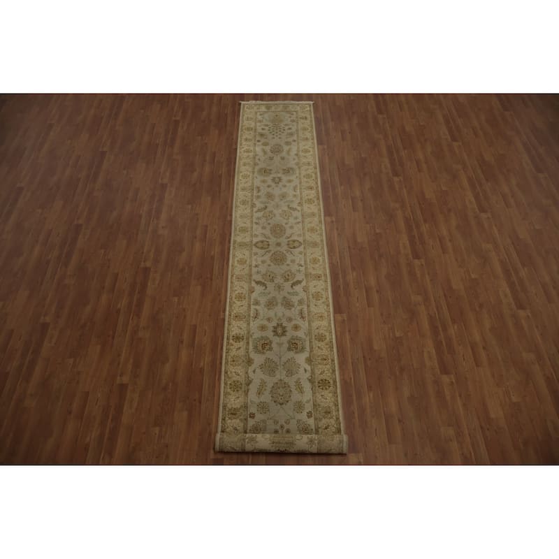 Hand Knotted Oriental 100% Wool Carpet Traditional Floral Beige & Ivories Peshawar Runner Rug - 13' 9'' X 2' 7''
